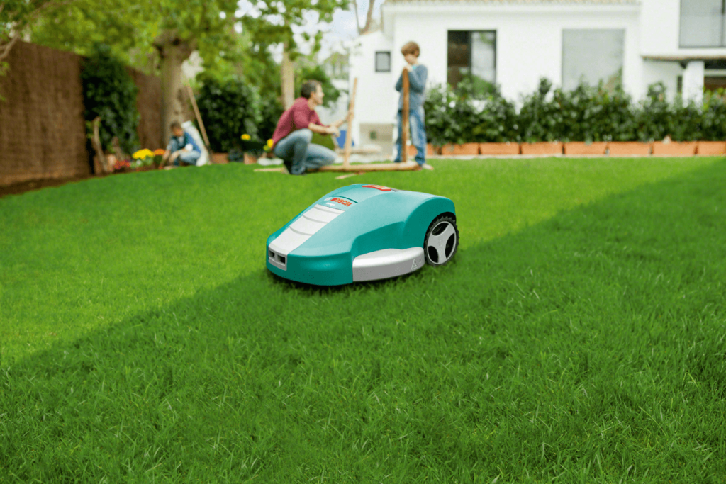 Bosch-Indego-In-The-Garden-min